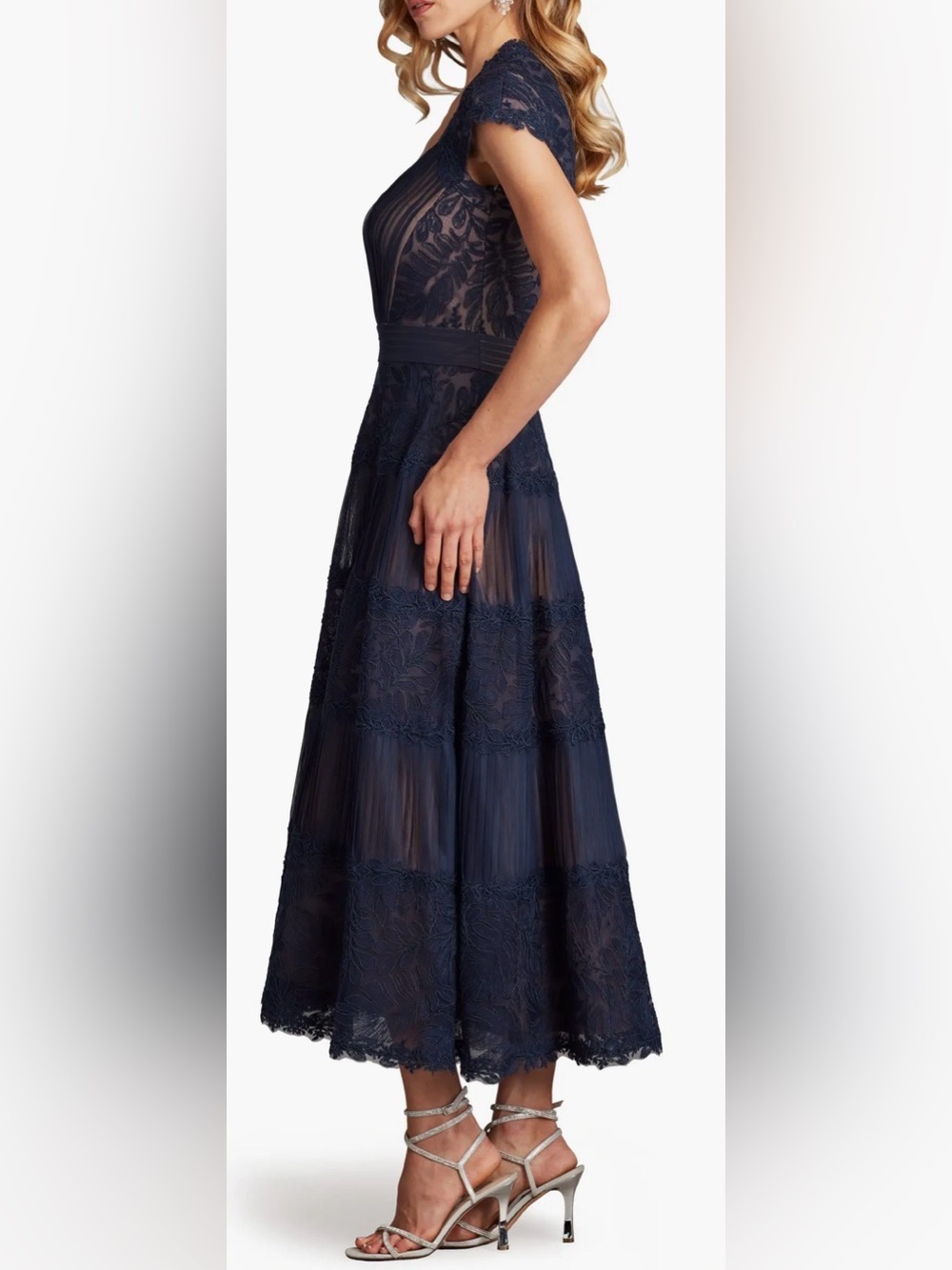 NEW Tadashi Shoji Pintuck Pleat Embroidery Detail Cocktail Midi navy nude Dress - Picture 5 of 11